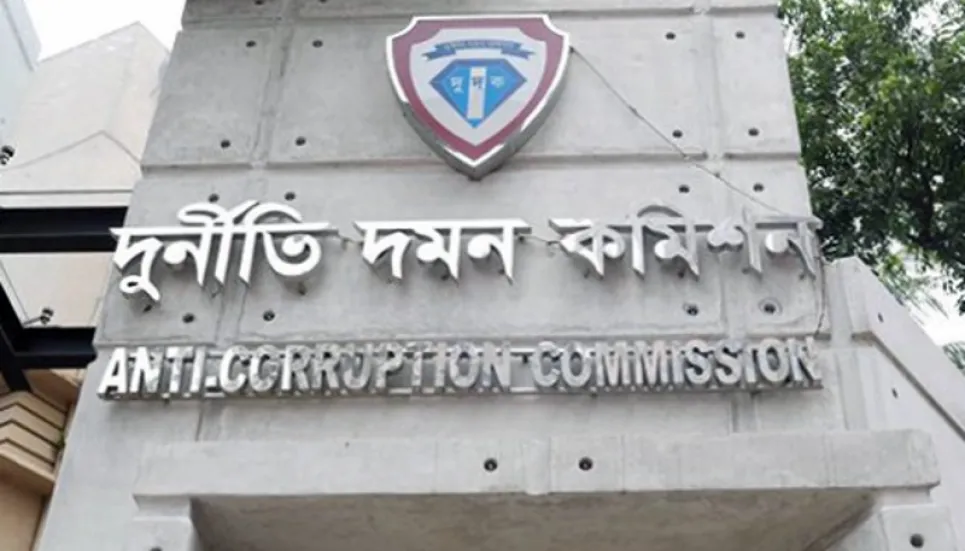 ACC arrests deputy tax commissioner in Rajshahi