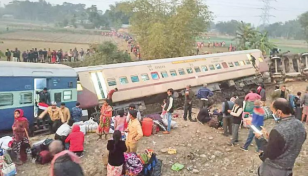 Death toll reaches 9 in West Bengal train accident