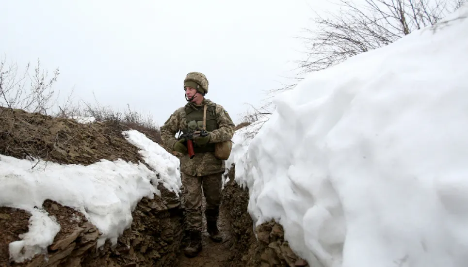 Britain says it is supplying anti-tank weapons to Ukraine