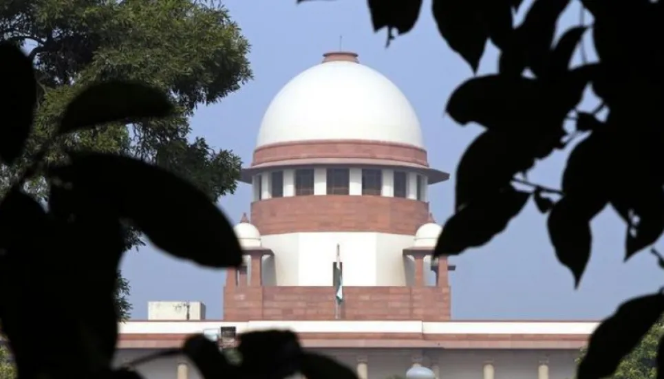 Man sets himself on fire outside Indian Supreme Court