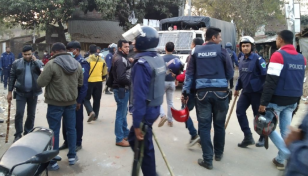 Chapainawabganj poll violence: 385 sued over attack on police