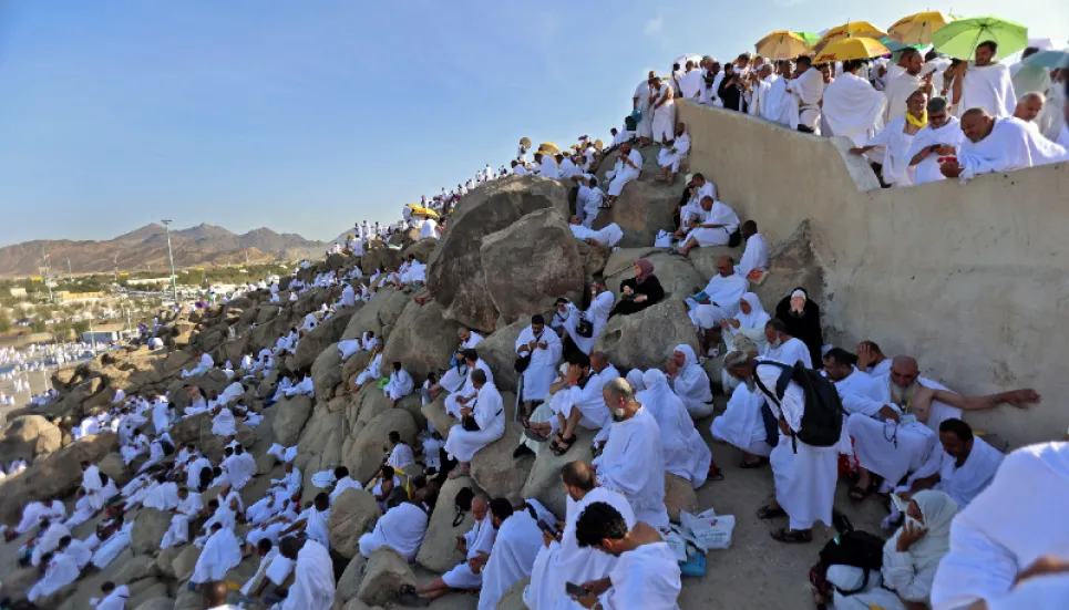 Pilgrims pack Mount Arafat for climax of biggest Covid-era Hajj