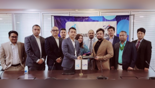 Grameenphone, SM group team up for ICT support