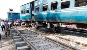 Dhaka-M’singh rail communication restored after 4hrs