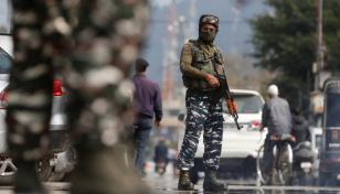 Militants kill Indian police official in disputed Kashmir