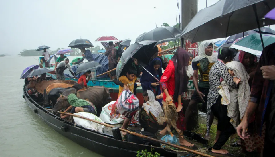 Flood situation turns grim: Sylhet, Sunamganj plunge into darkness 