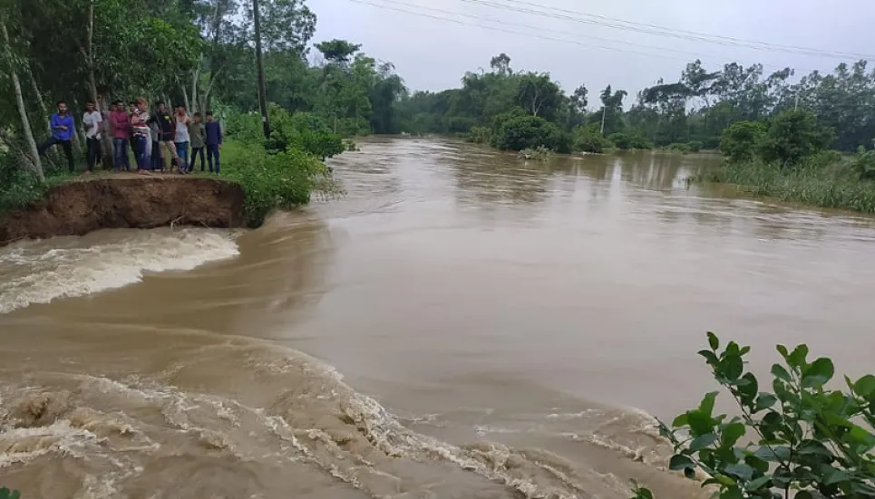 4 villages inundated as dam collapses in Feni