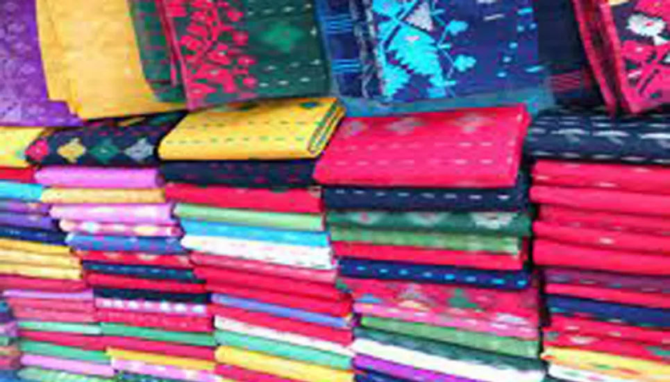Narsingdi Jamdani Shari weavers busy before Eid