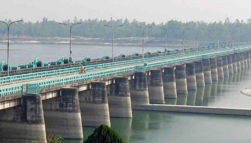 Teesta may cross danger mark at Dalia in B'putra basin