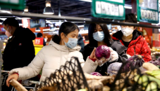 China consumer prices edge up to 6-month high in August