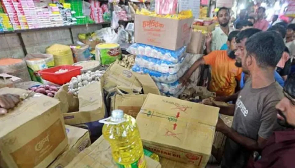 1,050 litres of hoarded soybean oil seized in Ctg