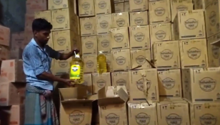 15,000 litres of soybean oil seized in Chattogram