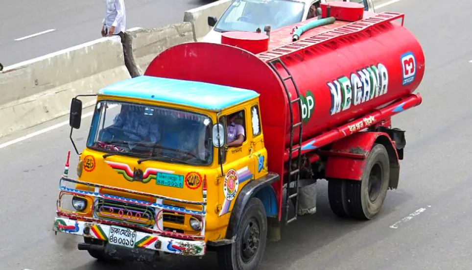 Fuel oil crisis hits filling stations in northern districts
