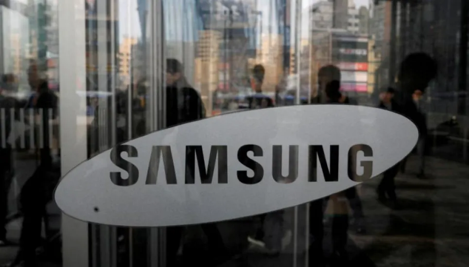 Samsung loses billions on chips as profits decline 95%