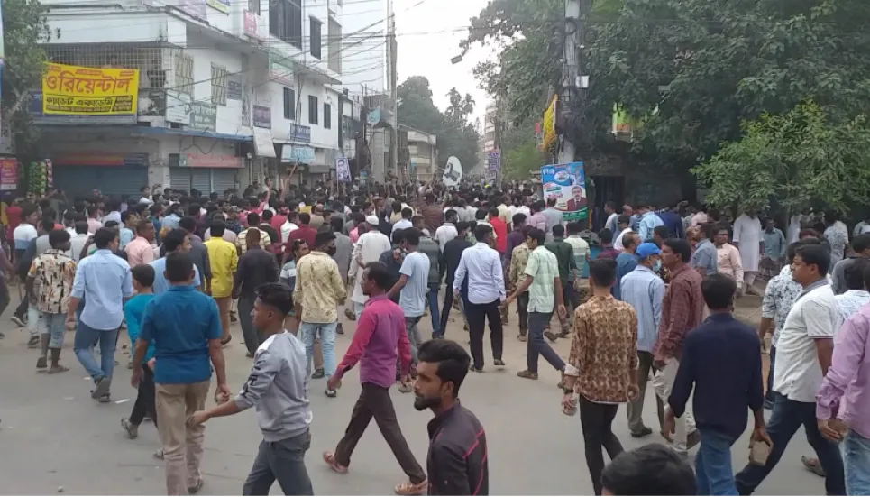 Police–BNP clash in Kishoreganj: 29 including 11 cops hurt