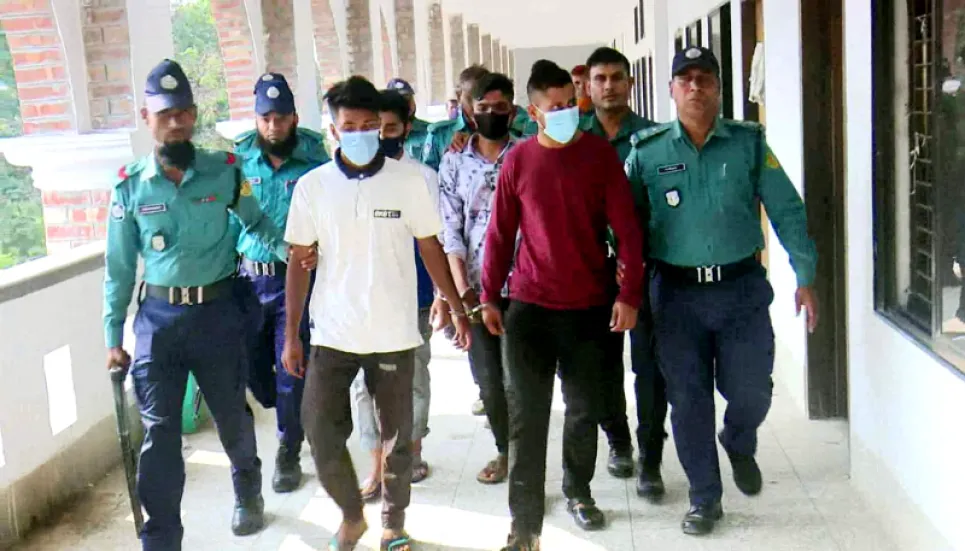 6 get death sentence for raping teenage girl in Khulna   