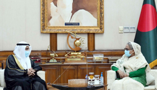 PM orders executing Kuwait's proposal to build oil refinery in Bangladesh