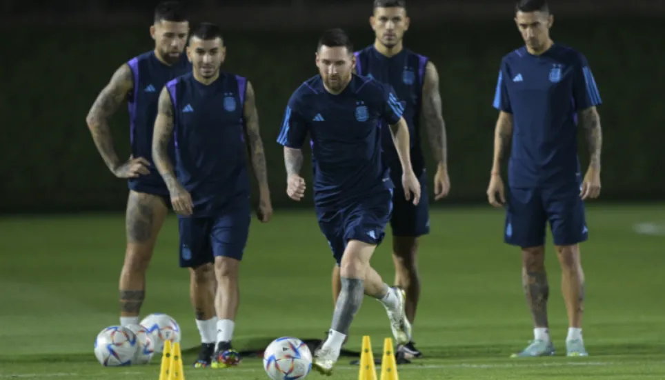 Argentina look to Messi to salvage World Cup bid