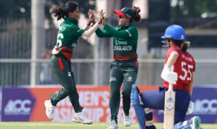 Bangladesh thrash Thailand to begin title defence