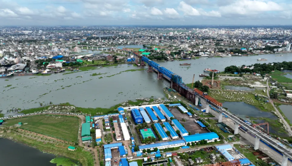 In Pictures: First-ever rail bridge on Buriganga 