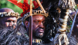 Mega party as South Africa crowns new Zulu king