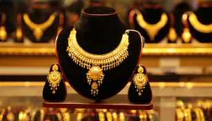 Gold prices go up by Tk2,333 per bhori