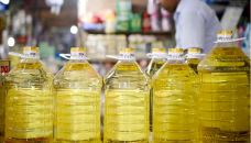 Edible oil refiners declare Tk10/litre hike