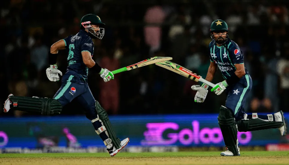 Record-breaking Rizwan, Azam star as Pakistan down England