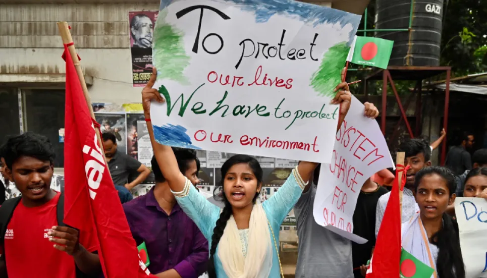 In Pictures: Activists in Dhaka join Global Climate Strike