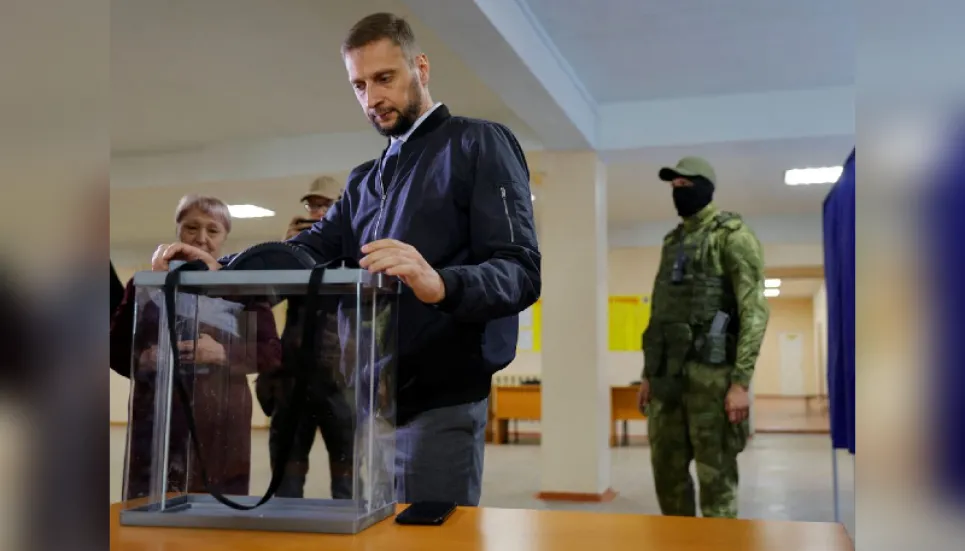 Russia holds breakaway polls in Ukraine