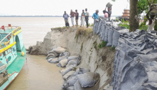 Padma erosion disrupts ferry services in Goalanda