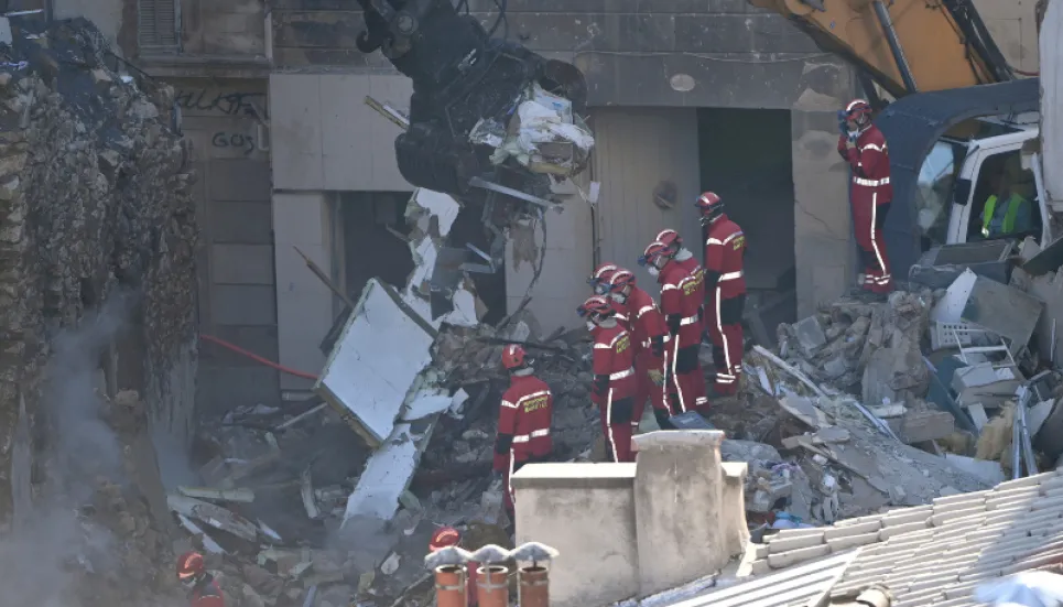 Four dead in French building collapse