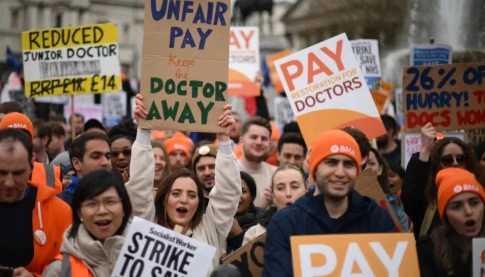 Doctors in England start historic four-day strike over pay