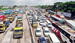 30,252 vehicles cross Bangabandhu Bridge in 24hrs