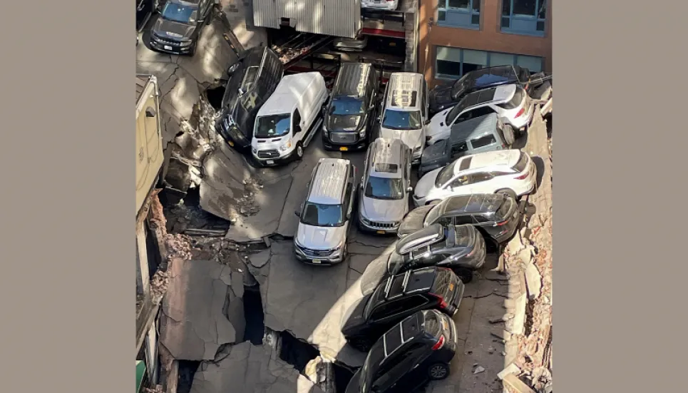 1 dead, 4 injured in New York parking garage collapses