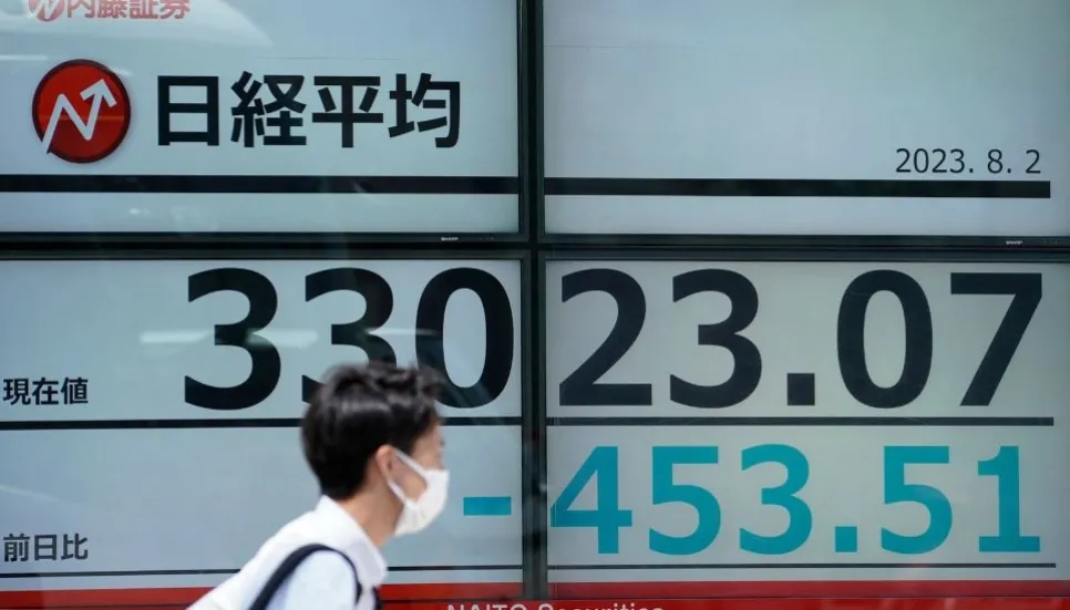 Asian markets mixed as traders await US jobs report