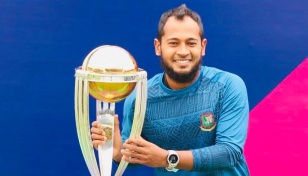 World Cup trophy displayed for cricketers at Mirpur
