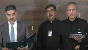 Kakar sworn in as Pakistan’s 8th interim prime minister