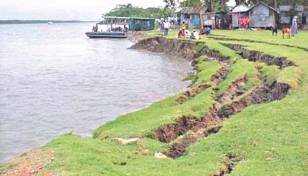 Kathalia residents suffer due to lack of embankment