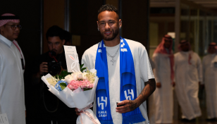 Neymar lands in Saudi ahead of unveiling ceremony