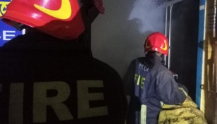 Fire at Dhaka’s Golden Plaza doused