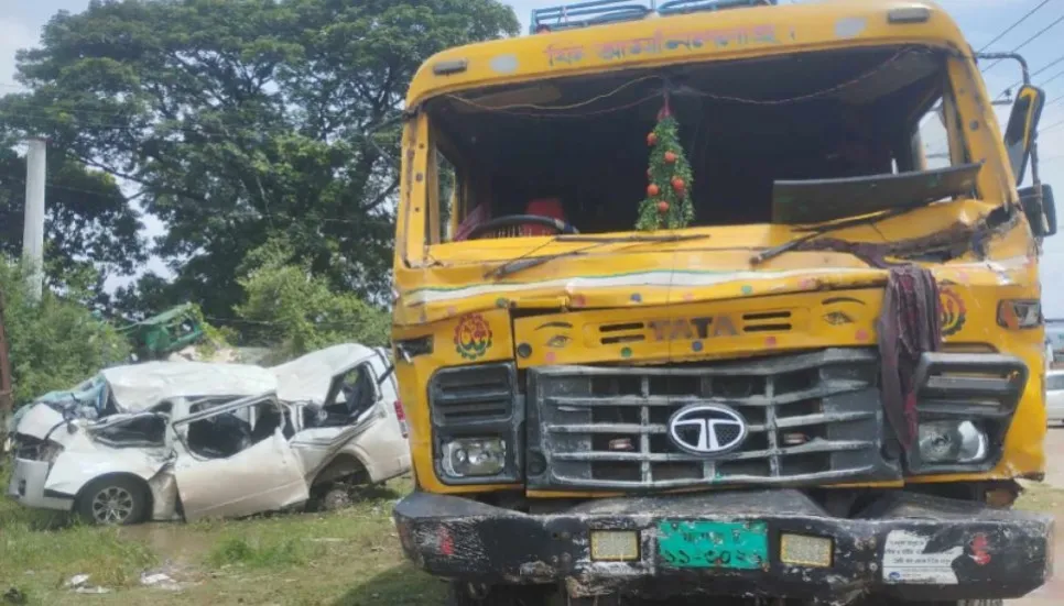 7 killed in Narsingdi road crash