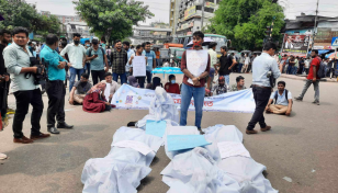 Students of 7 DU-affiliated colleges stage protest