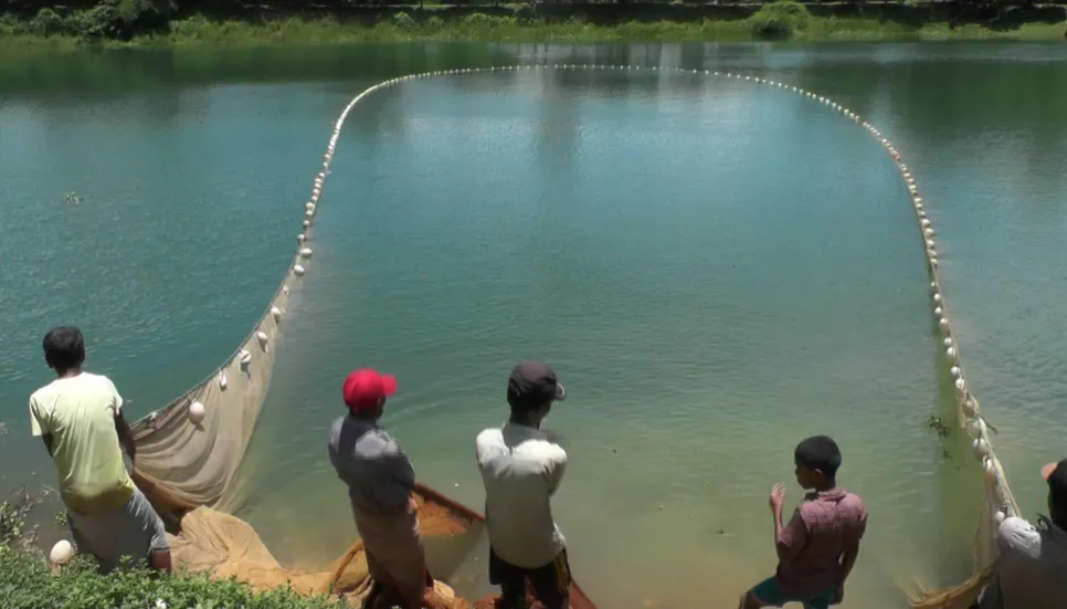 Ban on fishing in Kaptai Lake ends Thursday midnight