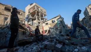 Israel, Hamas trade strikes as Palestinian toll mounts