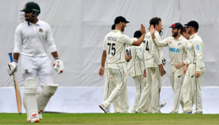 Tigers 80-4 at lunch after Kiwi spinners strike early