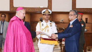 President receives credentials of envoys from 4 countries