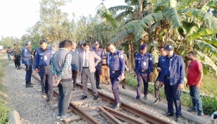 Rail track bolts stolen from Kurigram-Rangpur railway line