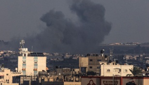 Israel strike kills 70 in refugee camp