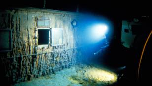 Rare video of 1986 dive in Titanic wreckage to be released